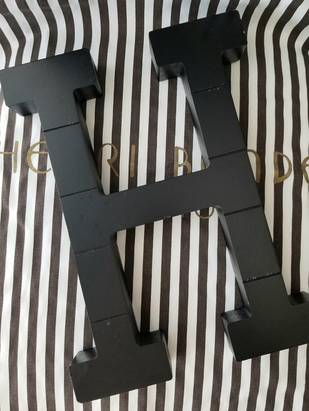 ❗Authentic Henri Bendel "H" Store Display Wooden Letter❗